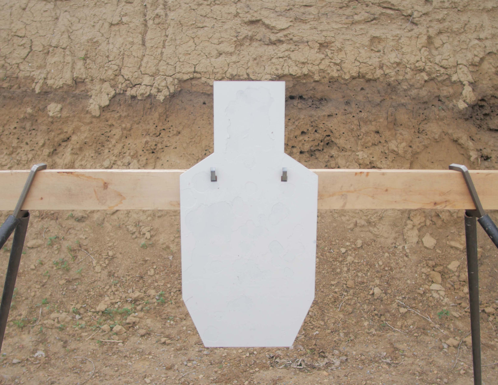 ipsc ac zone on 2x4 hook mount