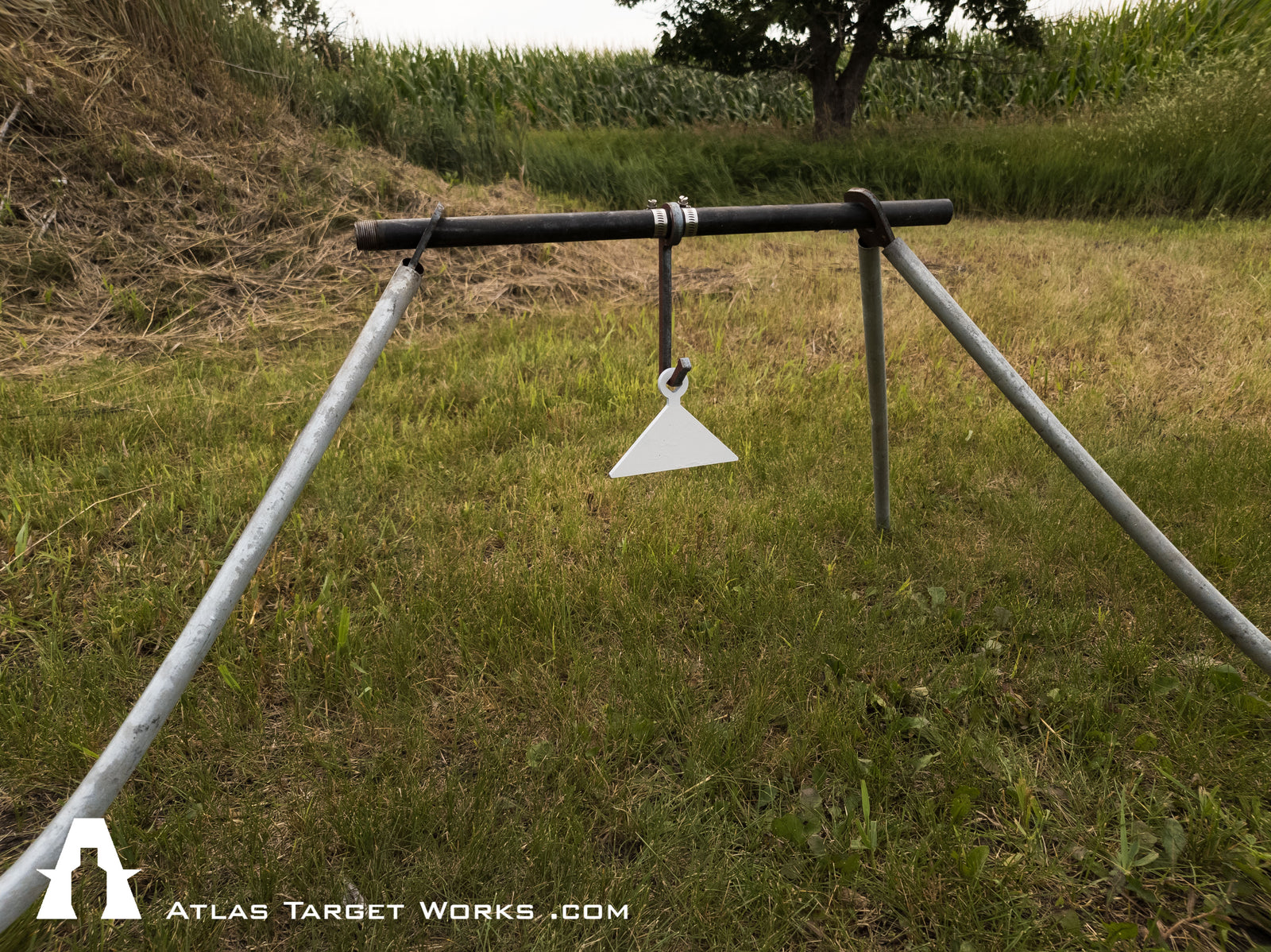AR500 Stubby Triangle Target on single hook gong hanger kit